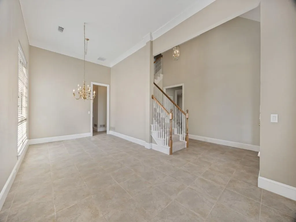 6409 Essex Lane