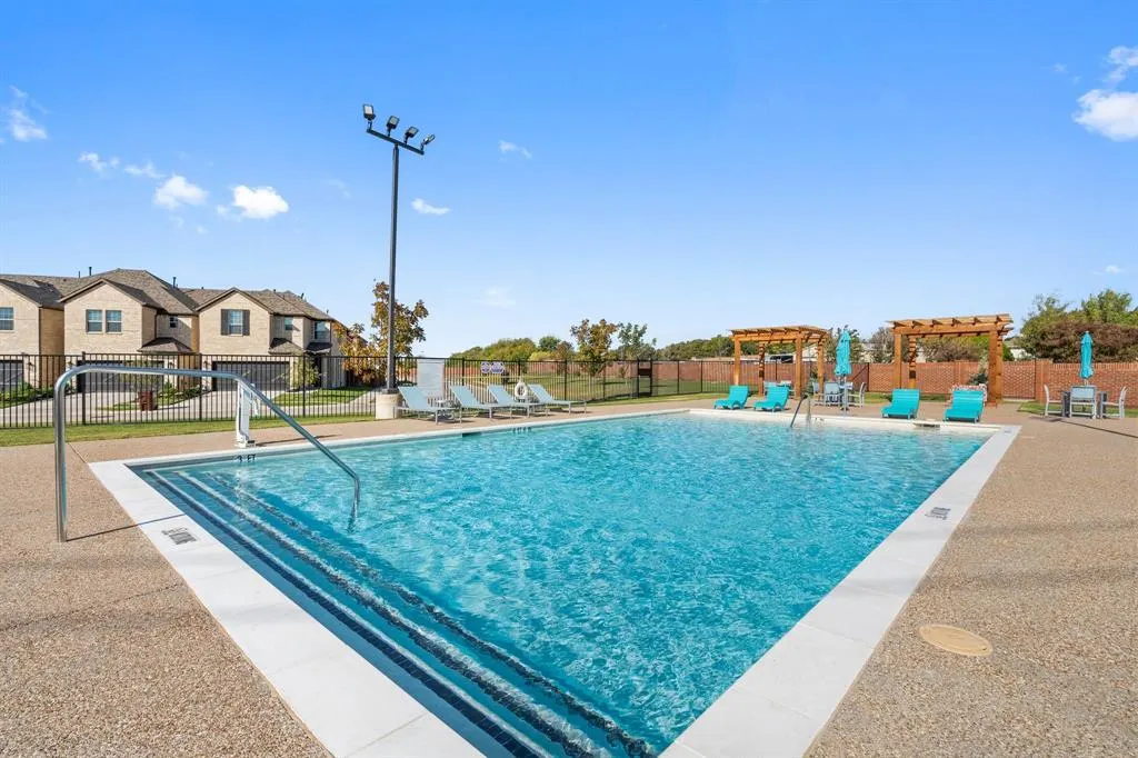 928 Heart Reef Road