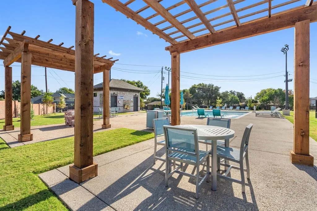 928 Heart Reef Road