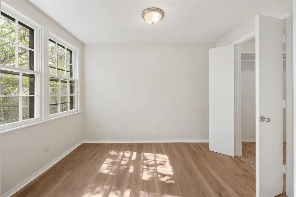 224 W Hull Street #101-3