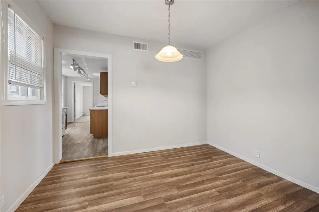 224 W Hull Street #101-3