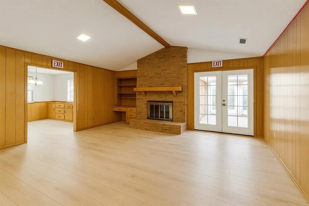 2007 Mistletoe Drive