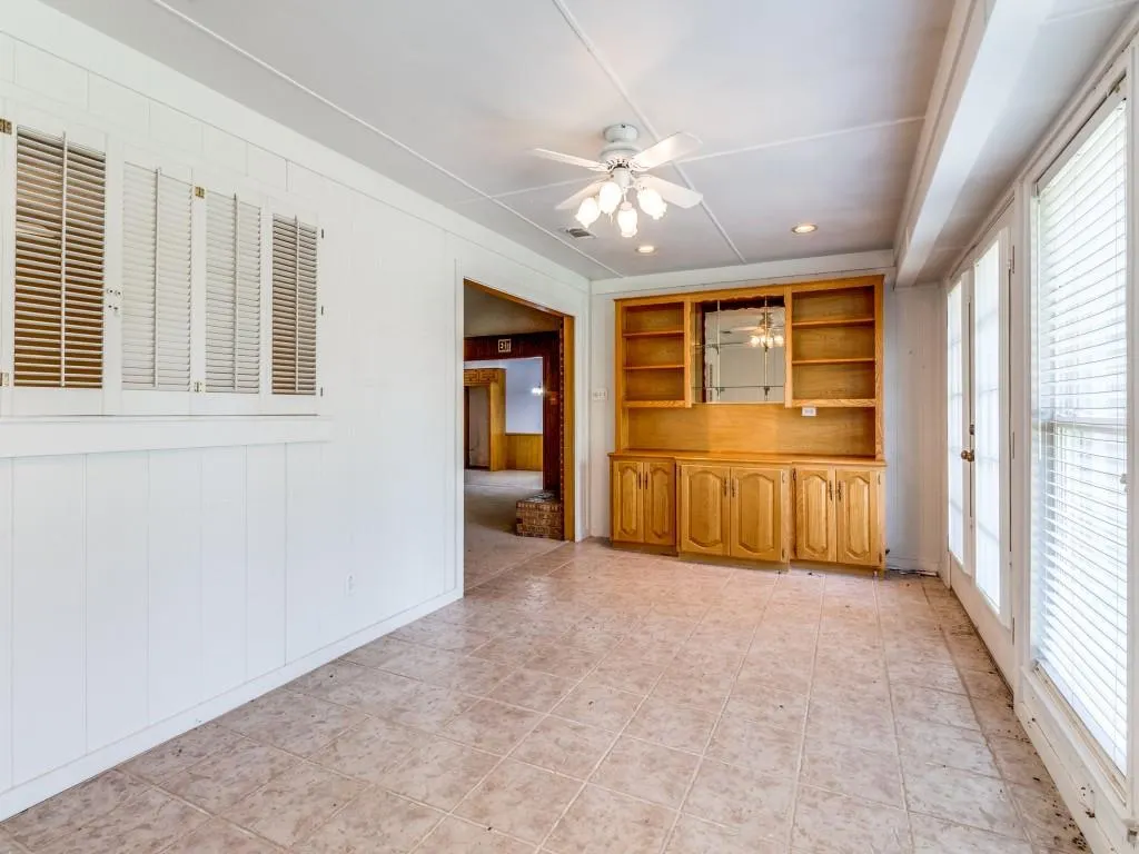 2007 Mistletoe Drive
