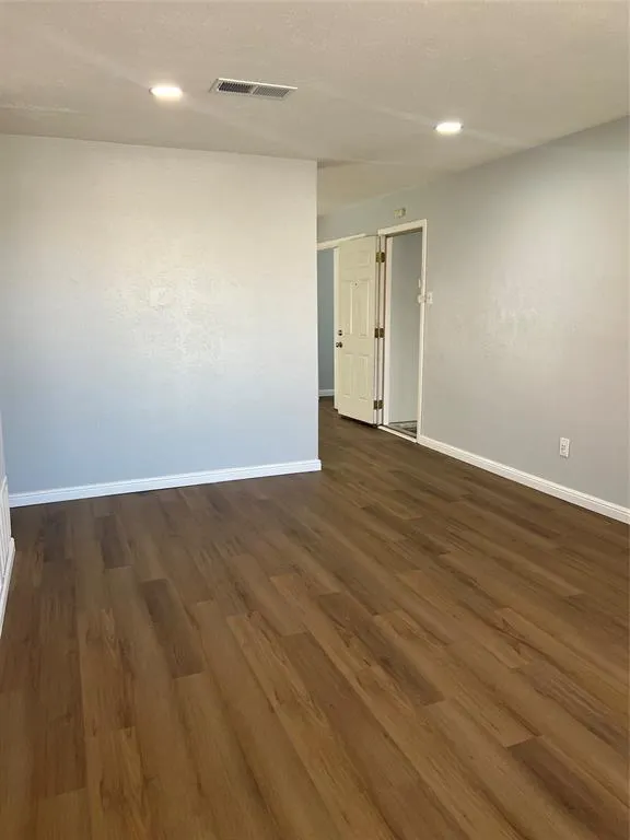 102 Silver Creek Drive