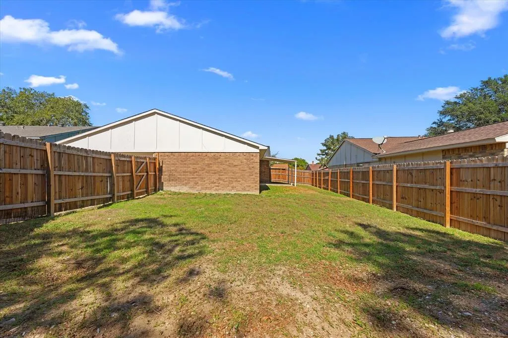 7310 Flameleaf Place