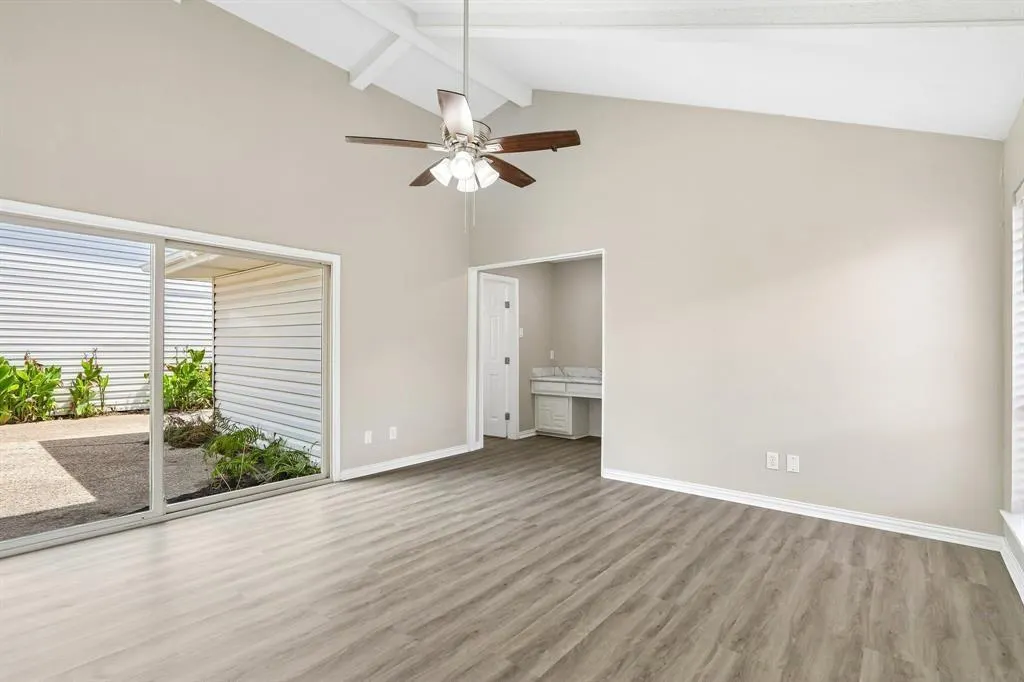 2840 Meadowbrook Drive