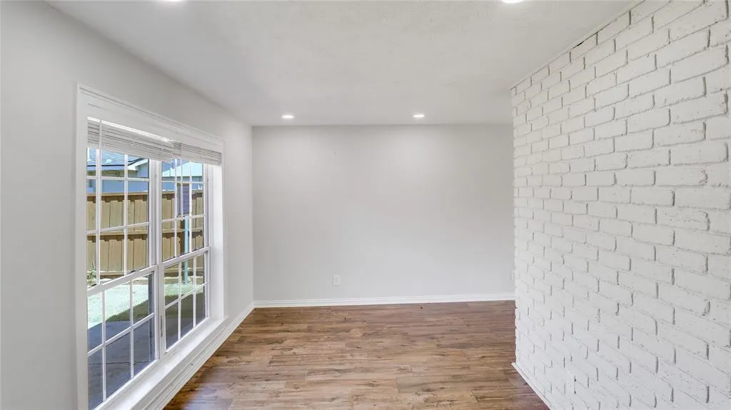 9017 Millwood