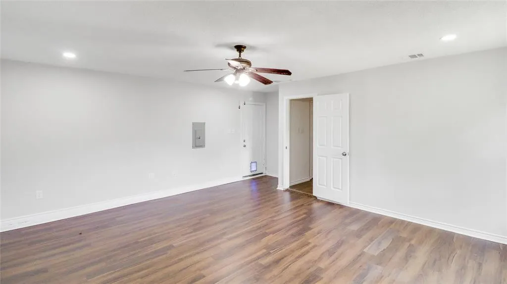 9017 Millwood