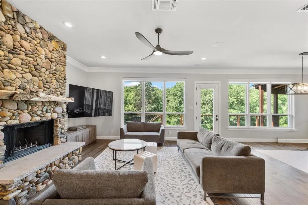 621 Somerset Drive