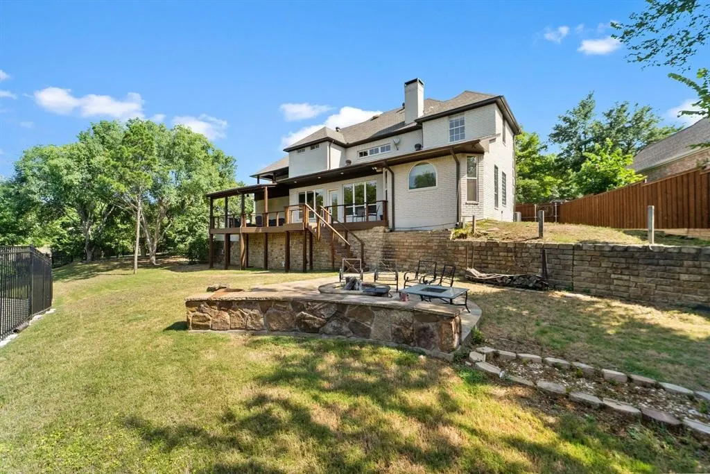 621 Somerset Drive