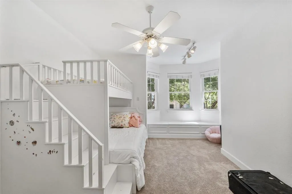 621 Somerset Drive