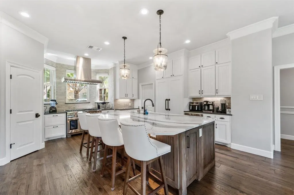 621 Somerset Drive