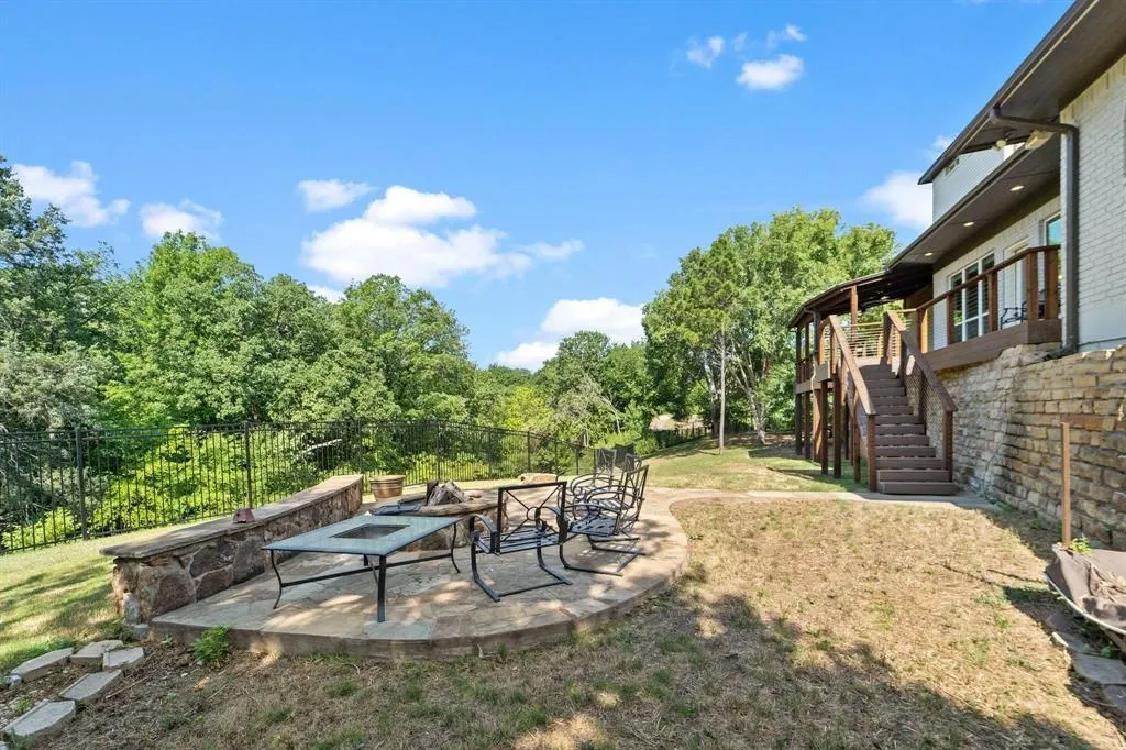 621 Somerset Drive