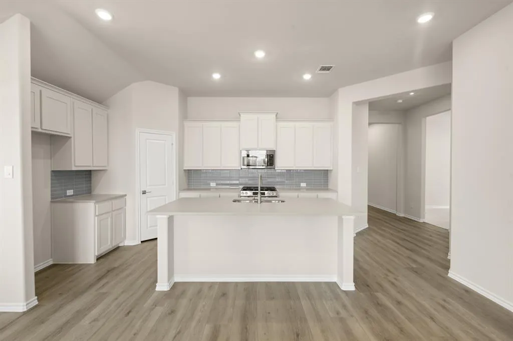 2212 Castle Rock Lane