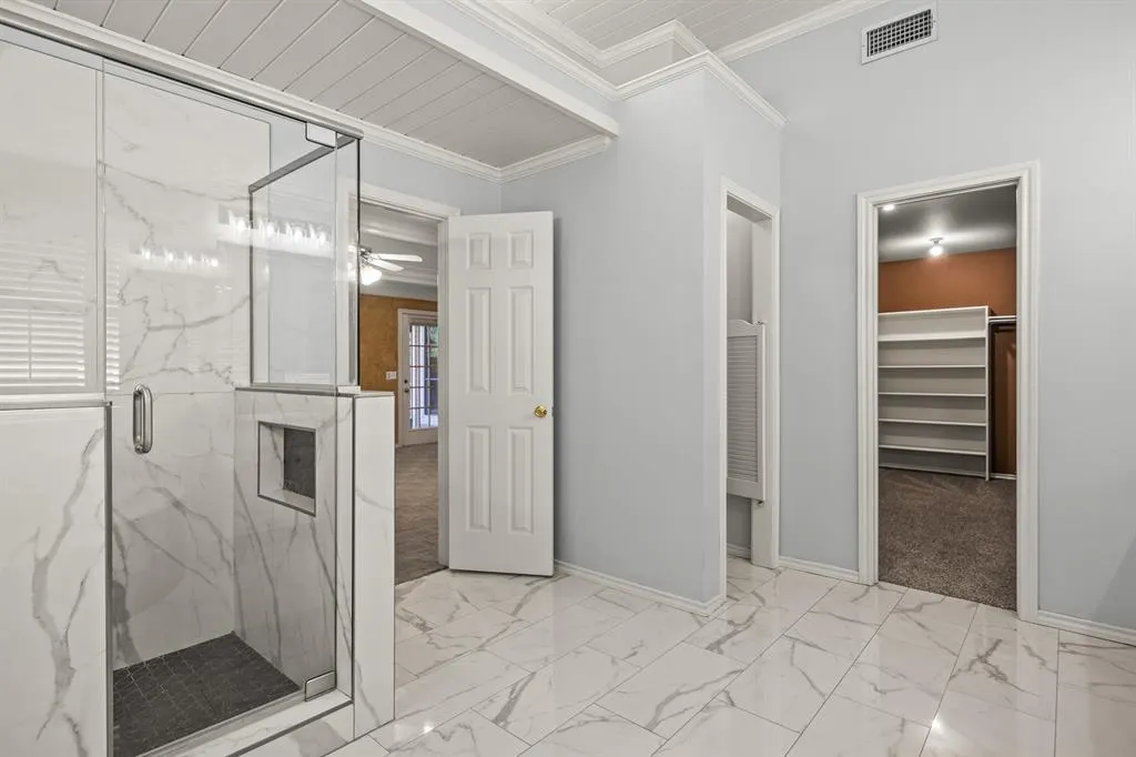 212 Turnberry Circle