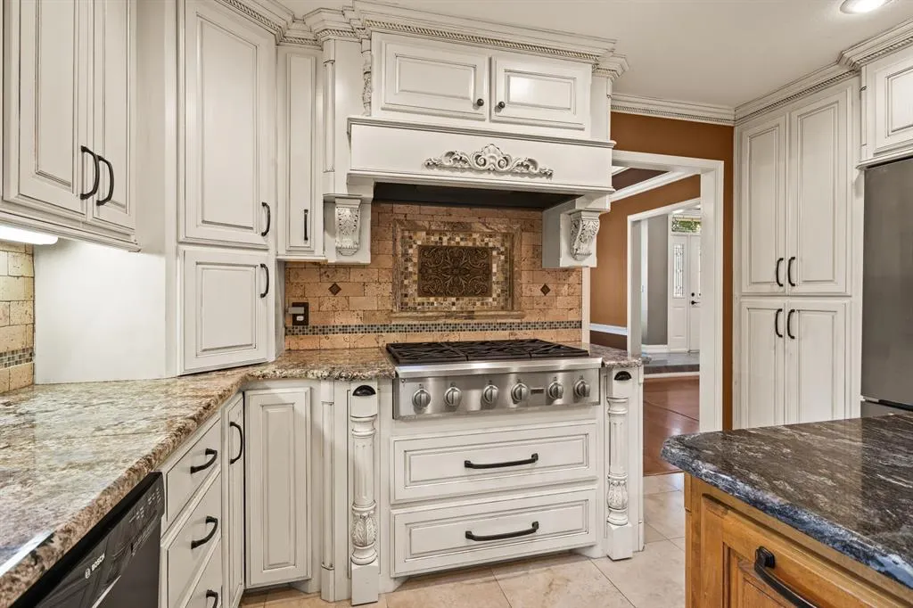 212 Turnberry Circle