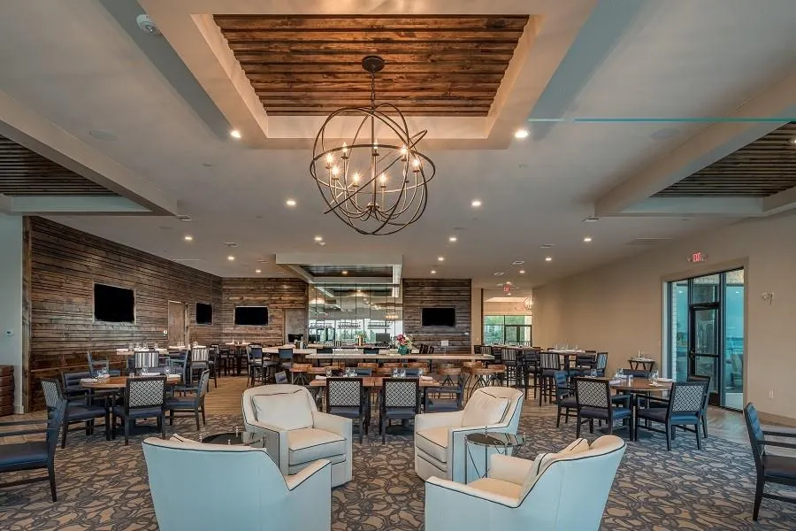 411 Aqua Court