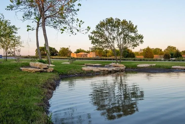 411 Aqua Court
