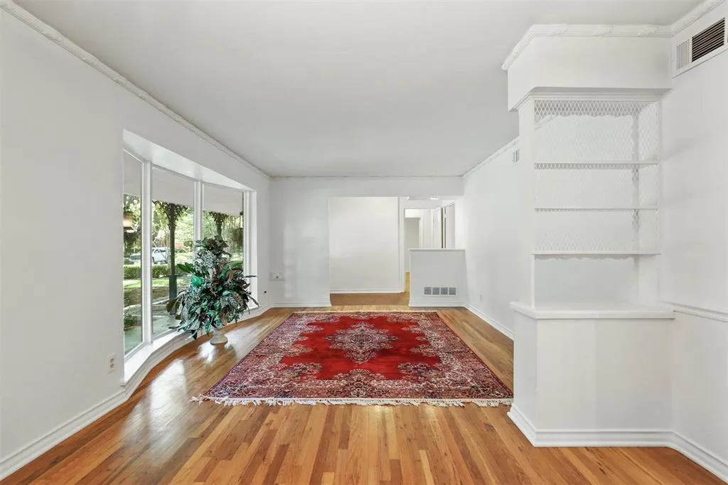 3510 Princess Lane