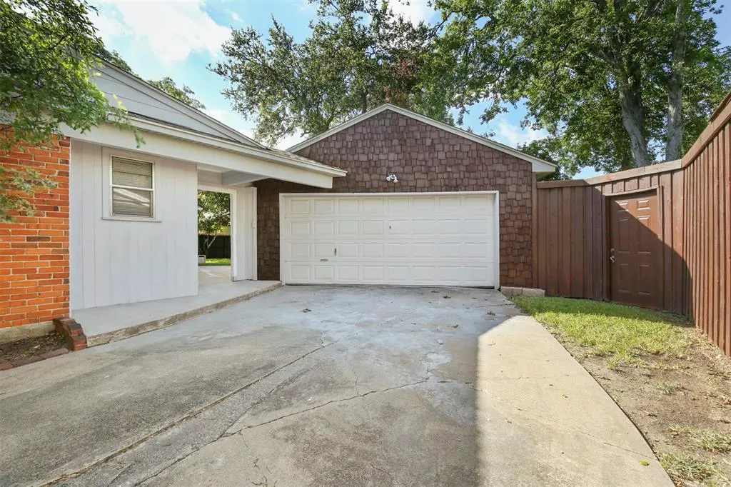 3510 Princess Lane