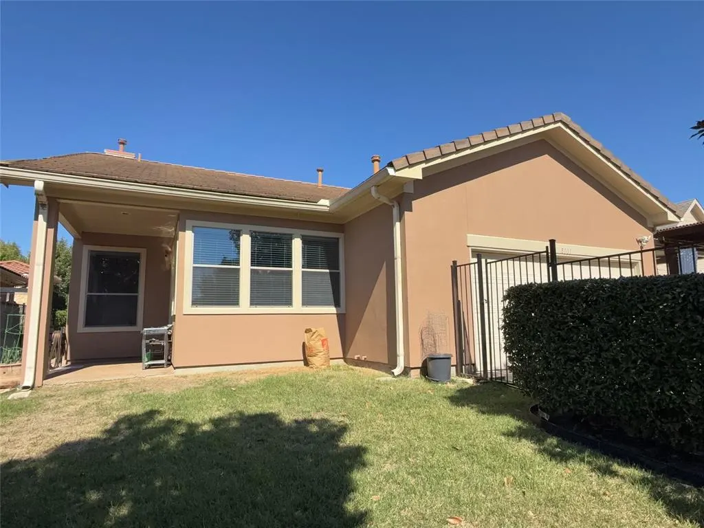 8101 Keechie Drive