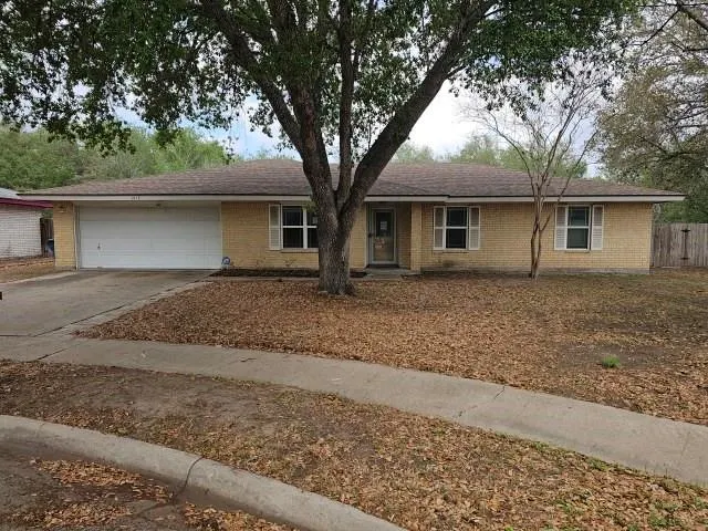 1413 Las Palmas Circle