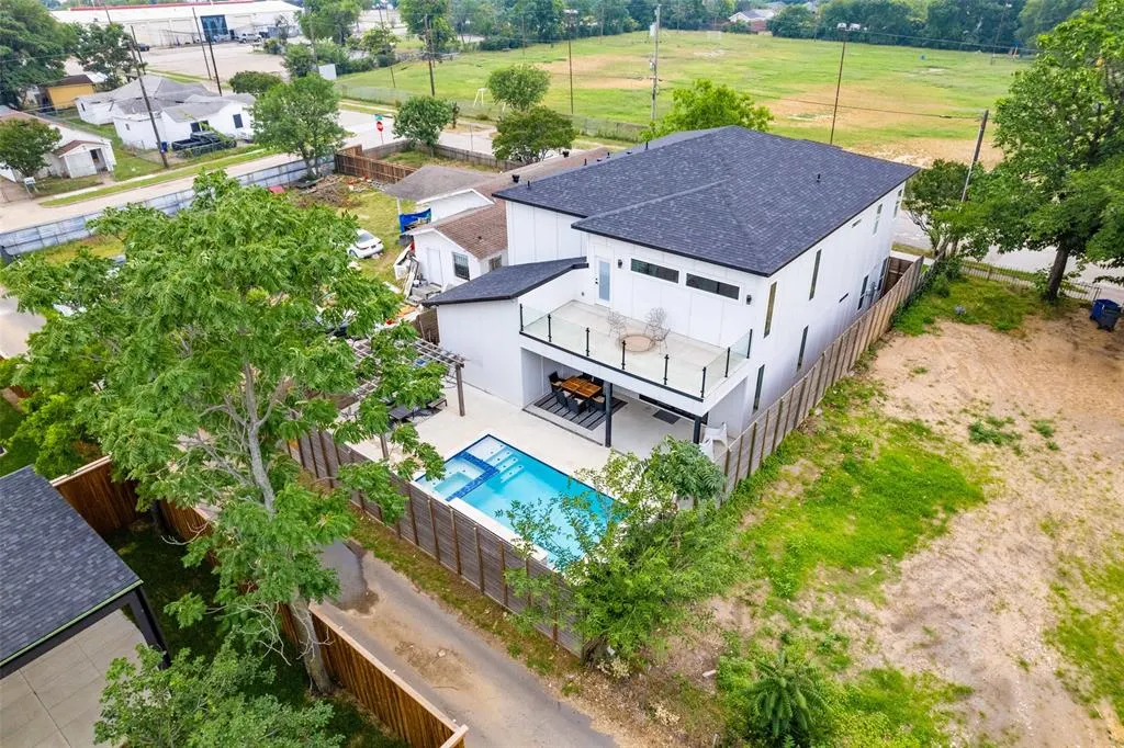3210 Herbert