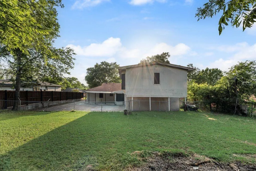 5706 Rocky Ridge Road