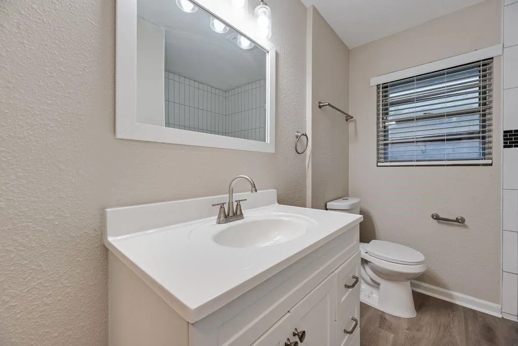 5706 Rocky Ridge Road