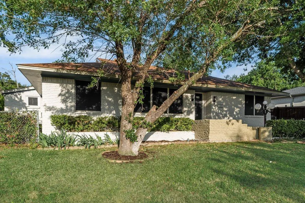 5706 Rocky Ridge Road