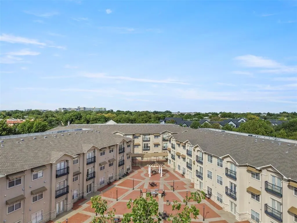 3102 Kings Road #3104