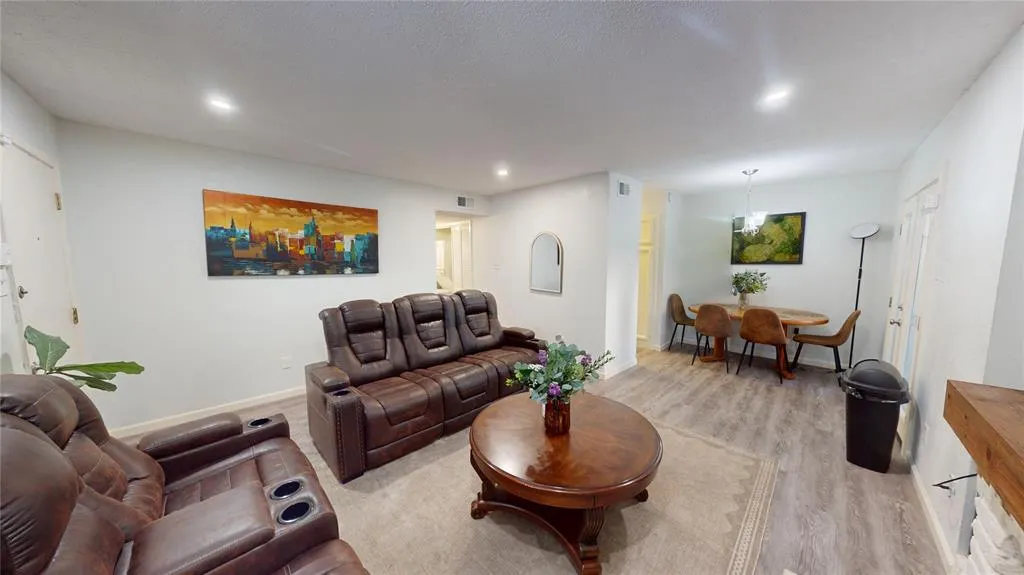 6646 E Lovers Lane #1601