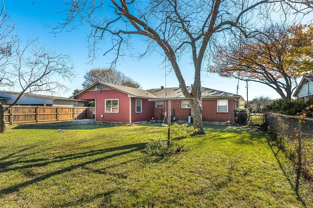 1811 Ferris Avenue