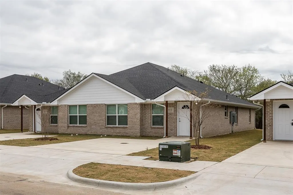 603 Casa Linda Drive #B