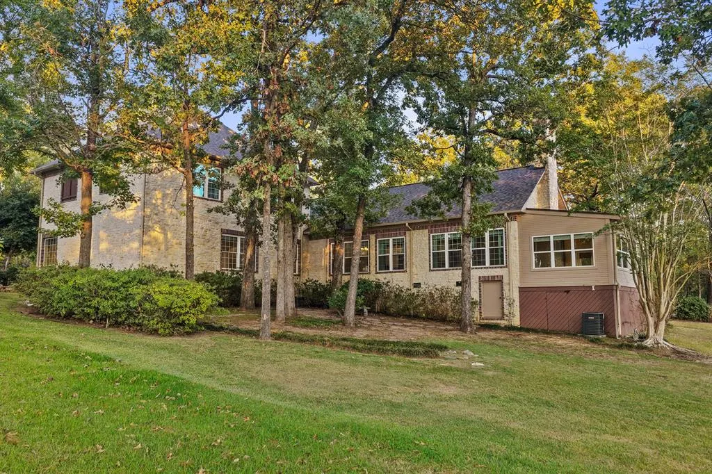 1755 County Road 2330