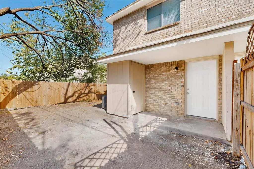 130 Graystone Place