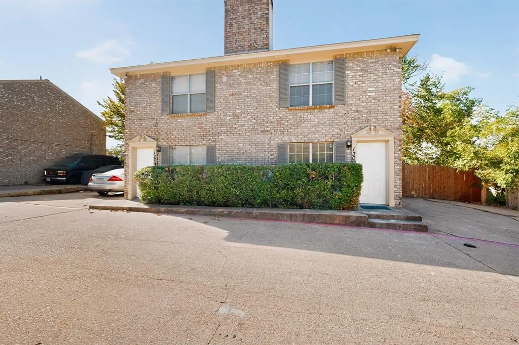 130 Graystone Place