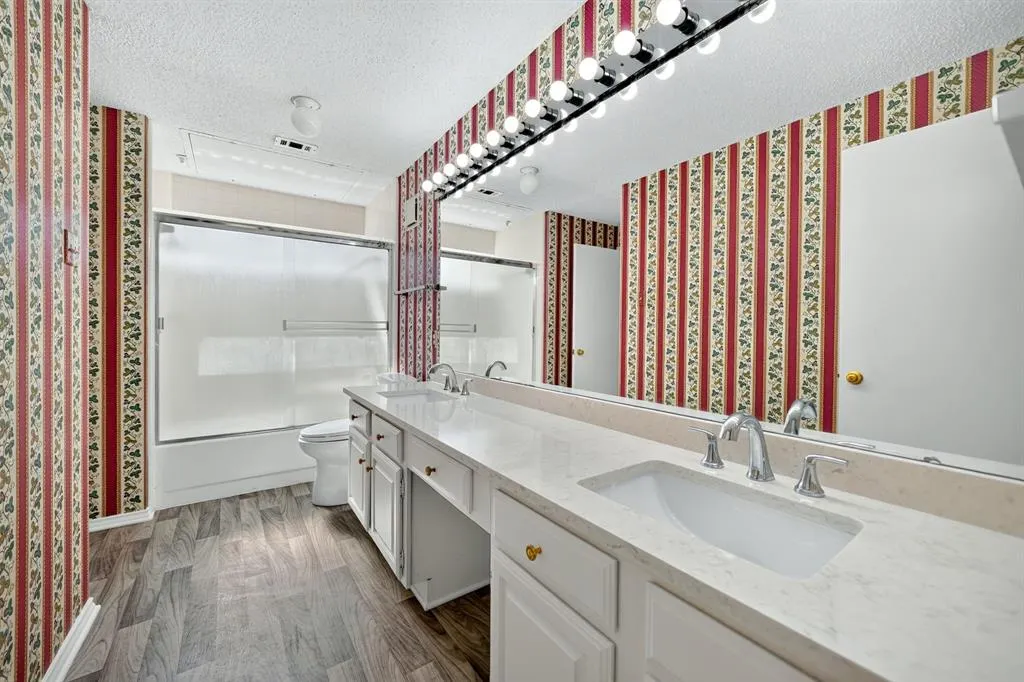 5859 Frankford Road #1209