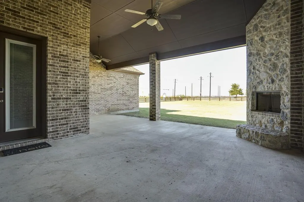 2924 Prairie View Drive