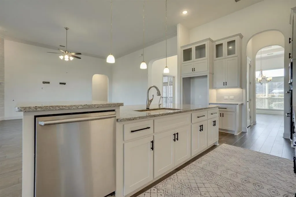 2924 Prairie View Drive