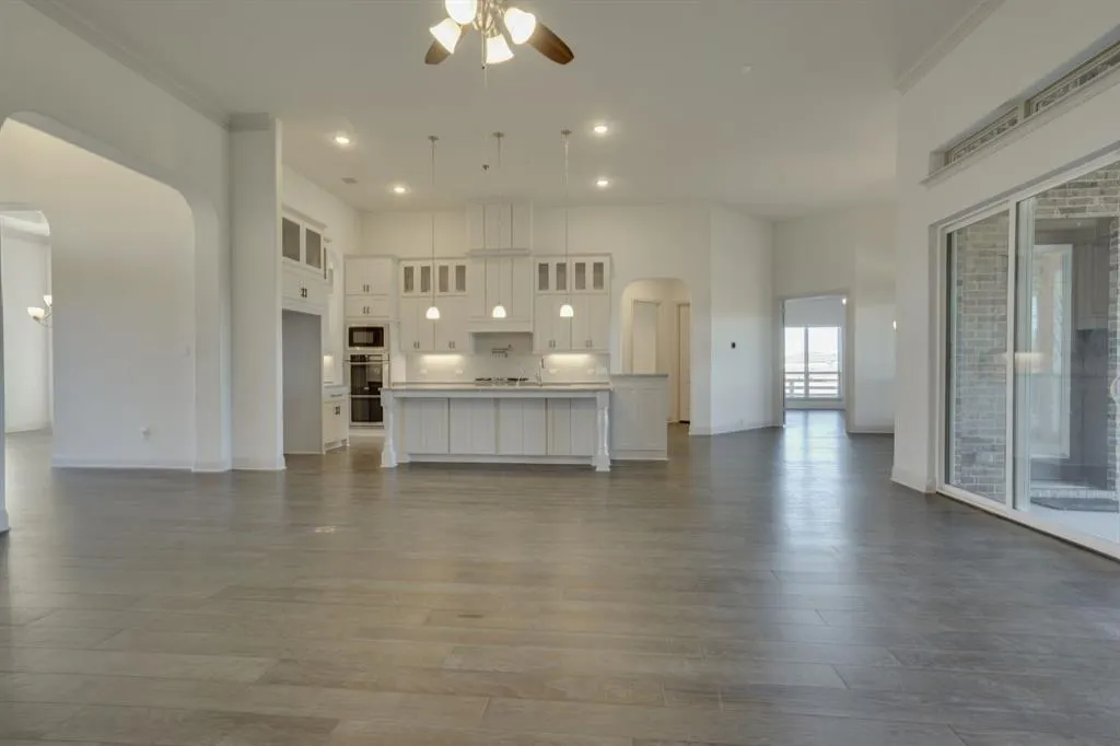 2924 Prairie View Drive