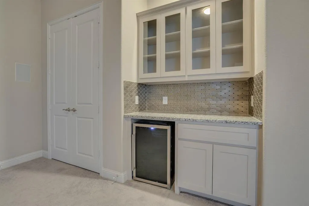 2924 Prairie View Drive