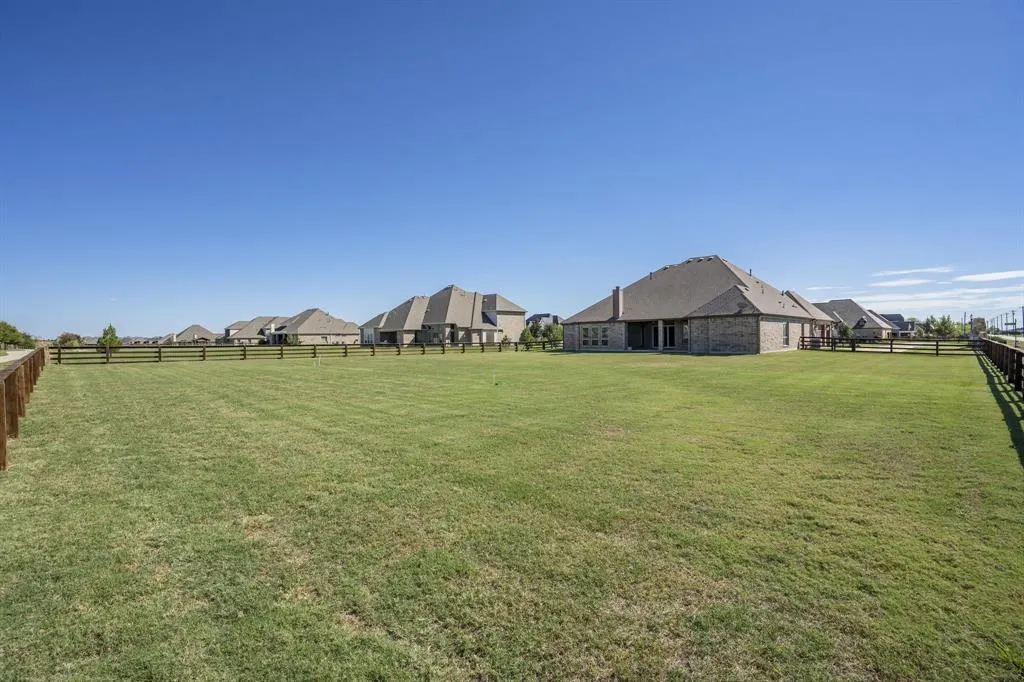 2924 Prairie View Drive