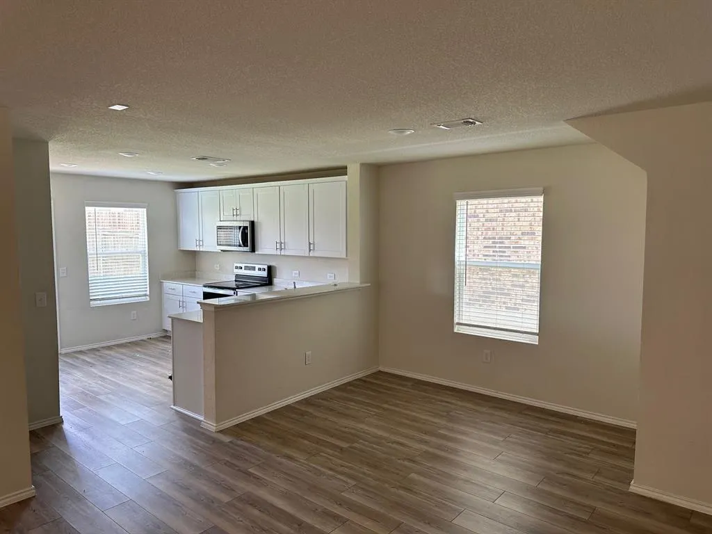 807 Ozark Path