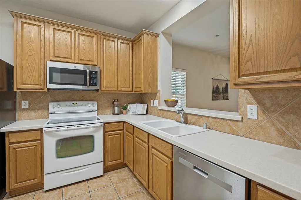 7225 Rembrandt Drive