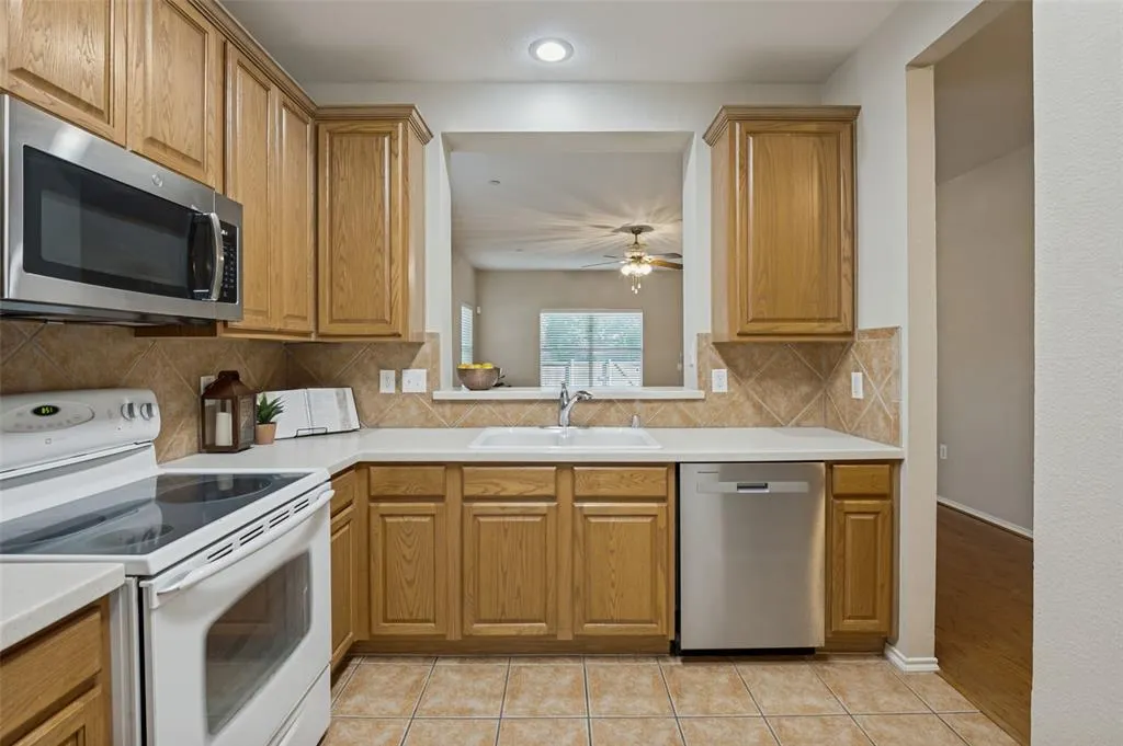 7225 Rembrandt Drive