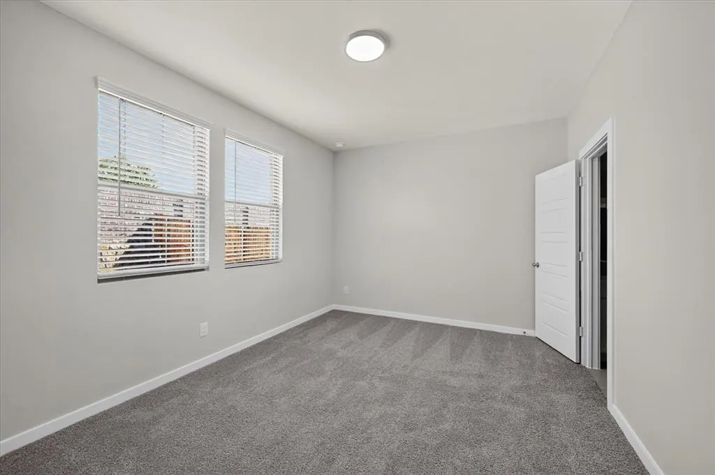 3405 High Valley Drive