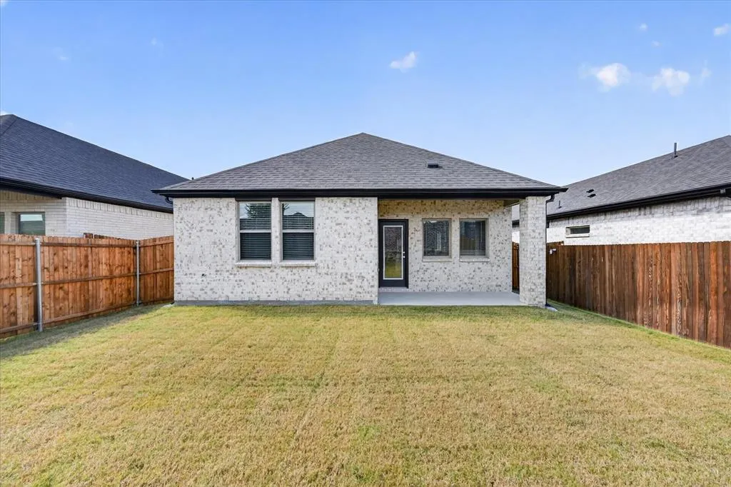 3405 High Valley Drive