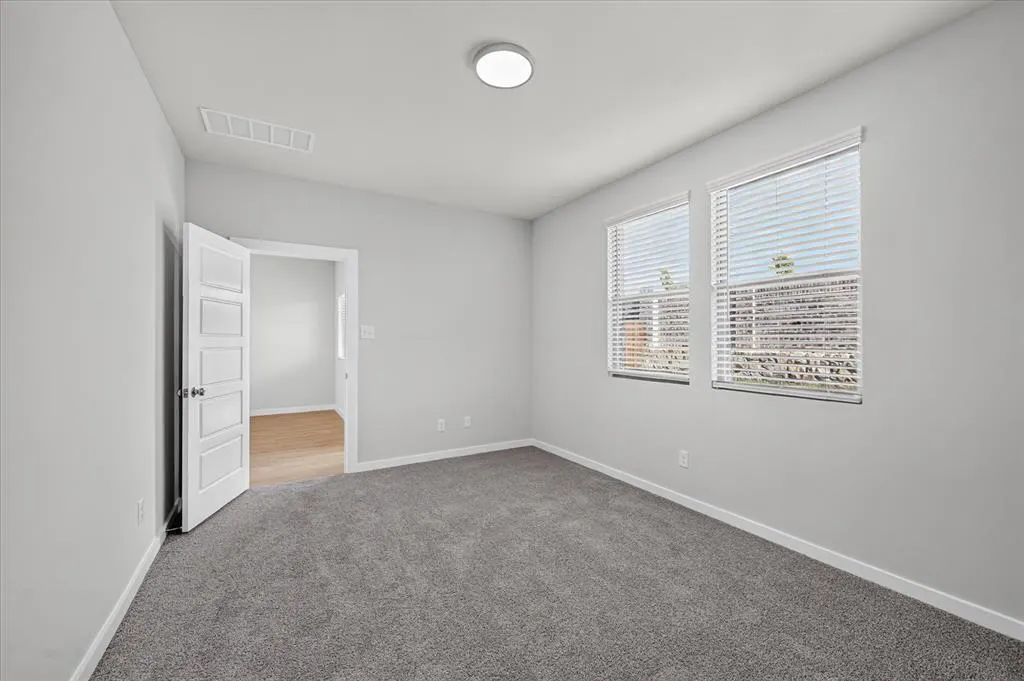 3405 High Valley Drive