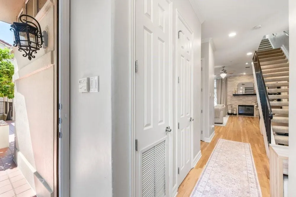 3707 Gilbert Avenue #17